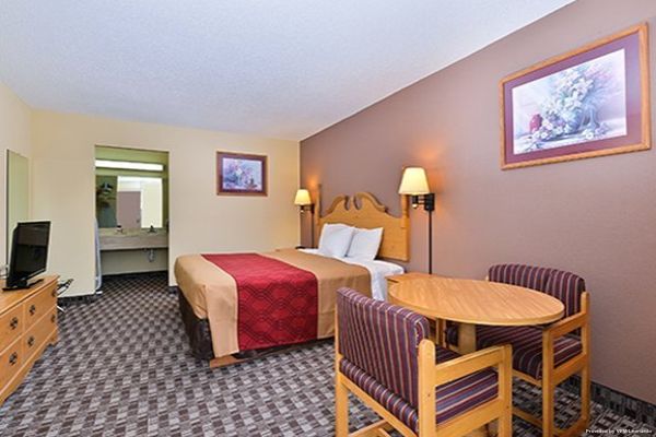 Hotel Econo Lodge Cave City